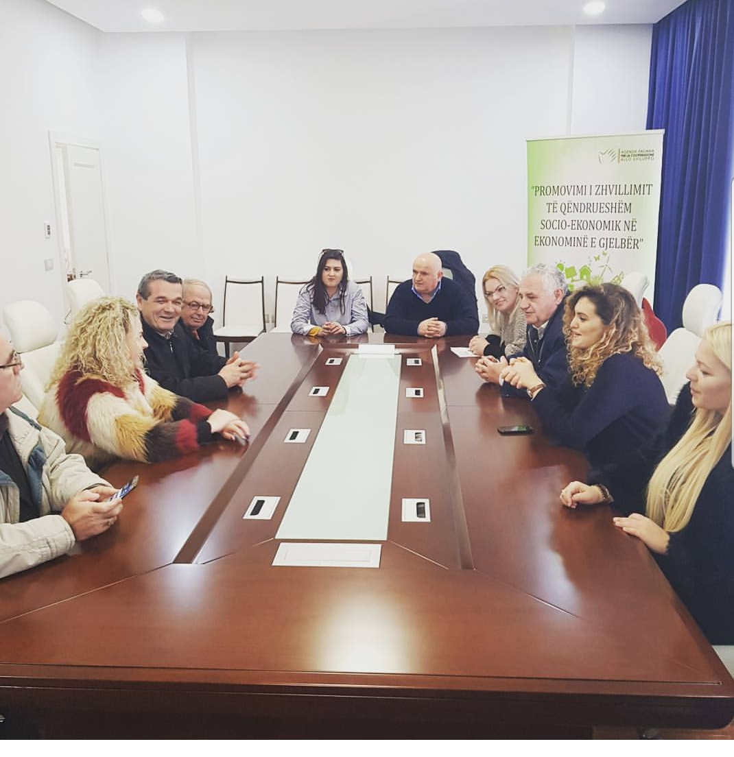 Campagna di sensibilizzazione sui temi della green economy - Shen Gjin 15.12.2017